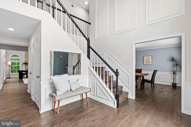 6836 COMPTON HEIGHTS CIR, Clifton, VA 20124