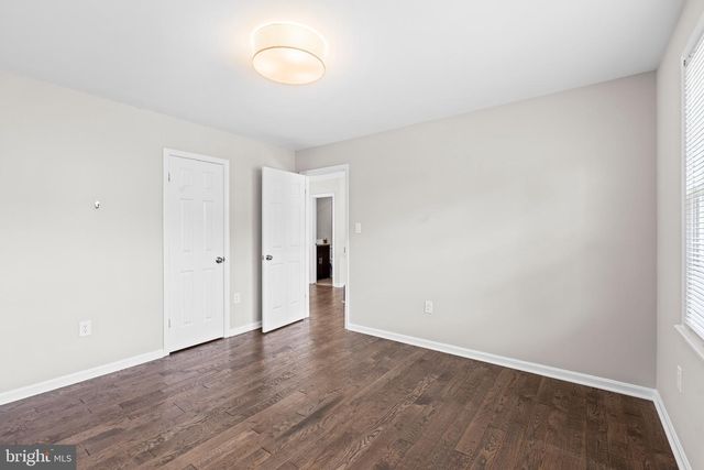 6836 COMPTON HEIGHTS CIR, Clifton, VA 20124