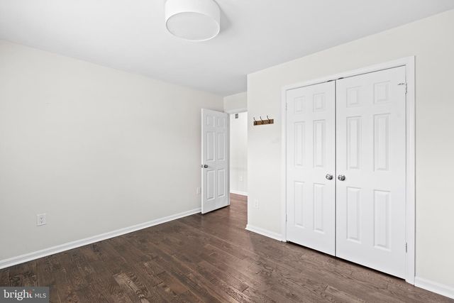 6836 COMPTON HEIGHTS CIR, Clifton, VA 20124