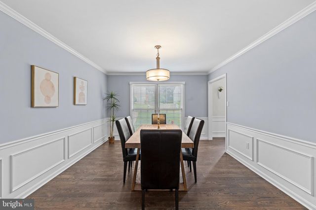 6836 COMPTON HEIGHTS CIR, Clifton, VA 20124