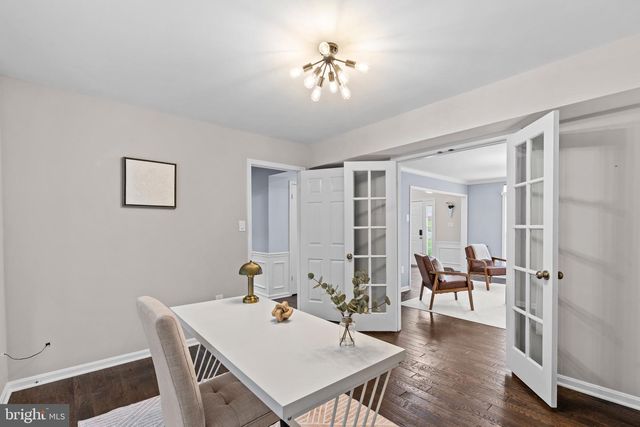6836 COMPTON HEIGHTS CIR, Clifton, VA 20124