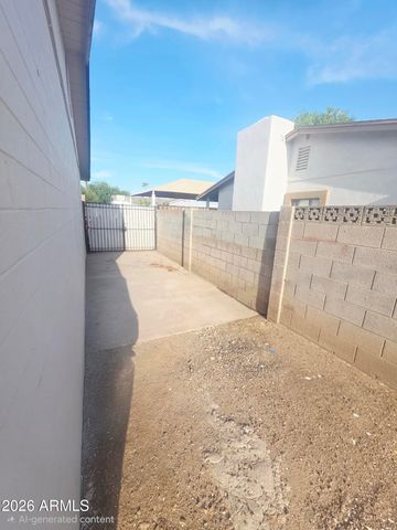 2516 N 47TH Drive, Phoenix, AZ 85035