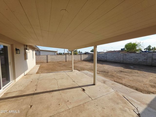 2516 N 47TH Drive, Phoenix, AZ 85035