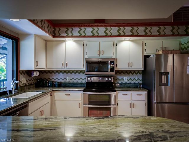 1379 Albatross RD, Sanibel, FL 33957