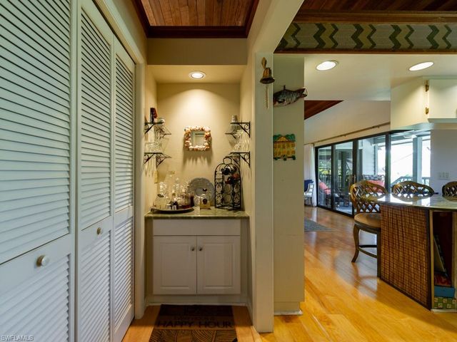 1379 Albatross RD, Sanibel, FL 33957