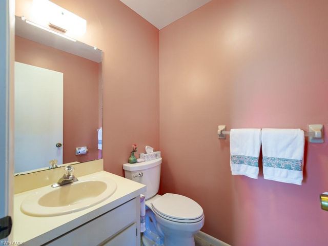 1379 Albatross RD, Sanibel, FL 33957