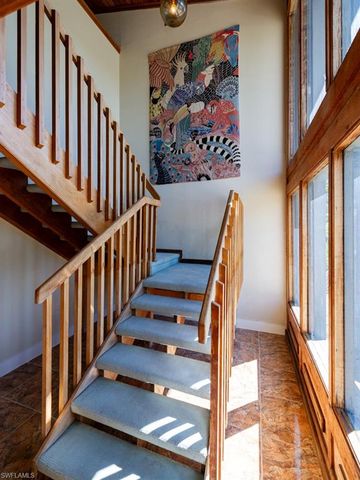 1379 Albatross RD, Sanibel, FL 33957