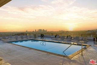 1100 Alta Loma Road 602, West Hollywood, CA 90069