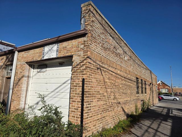 3448 S Ashland Avenue, Chicago, IL 60608