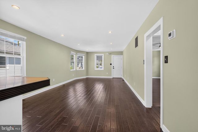 106 LINDERMAN AVE, Cherry Hill, NJ 08002