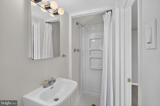 106 LINDERMAN AVE, Cherry Hill, NJ 08002