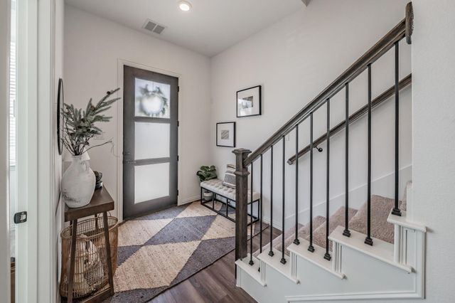7505 Laburnam Road, Dallas, TX 75228