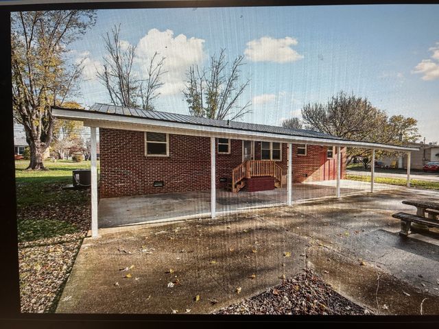 118 Van Buren St, Mcminnville, TN 37110