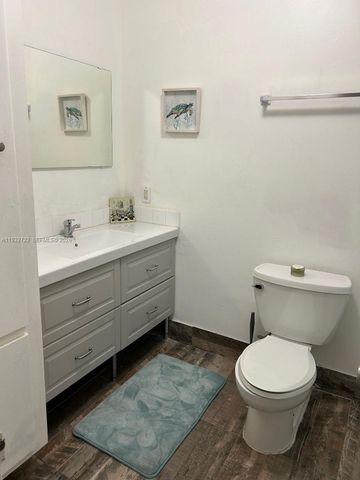 15385 S Dixie Hwy 22 Hwy, Palmetto Bay, FL 33157