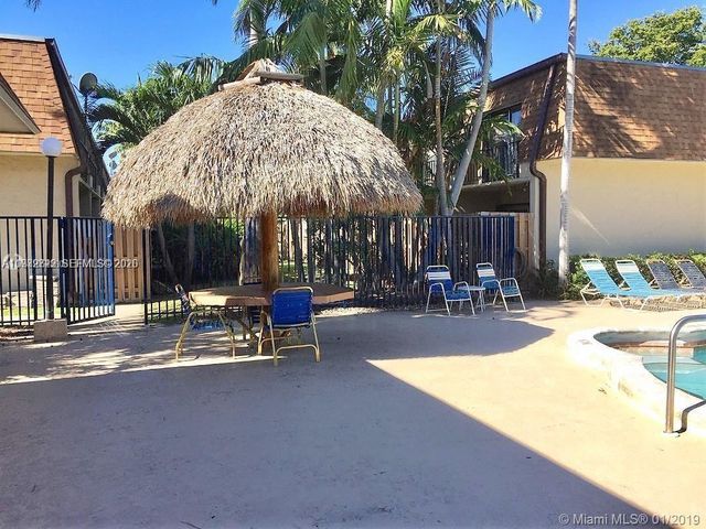 15385 S Dixie Hwy 22 Hwy, Palmetto Bay, FL 33157