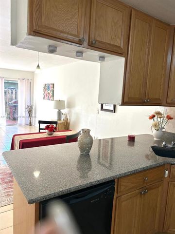 15385 S Dixie Hwy 22 Hwy, Palmetto Bay, FL 33157