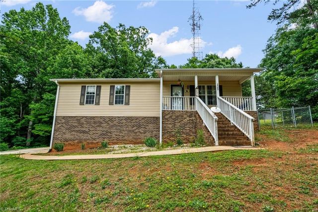 2383 Burkhart Road, Lexington, NC 27292