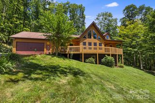 66 Volunteer Drive, Burnsville, NC 28714