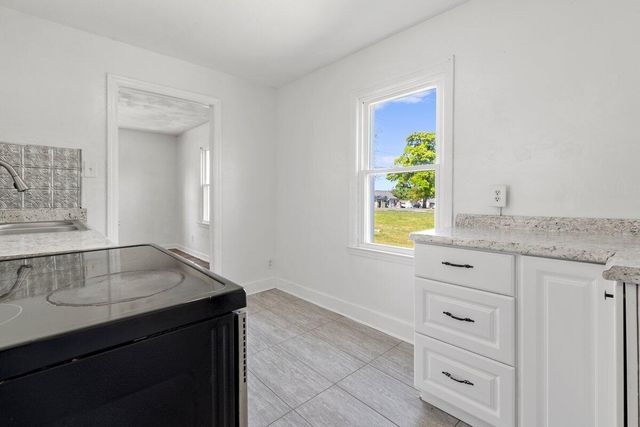 48 Upland DR, Salem, VA 24153