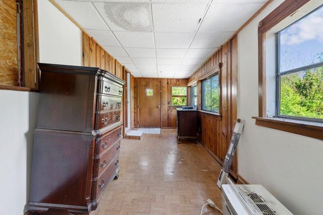 48 Upland DR, Salem, VA 24153