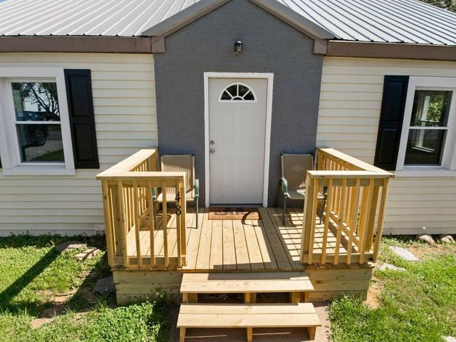 48 Upland DR, Salem, VA 24153