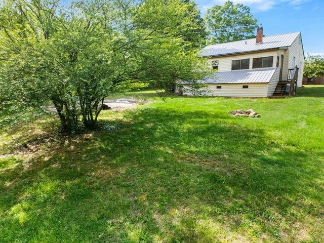 48 Upland DR, Salem, VA 24153