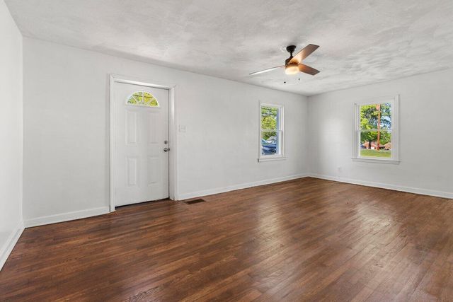 48 Upland DR, Salem, VA 24153