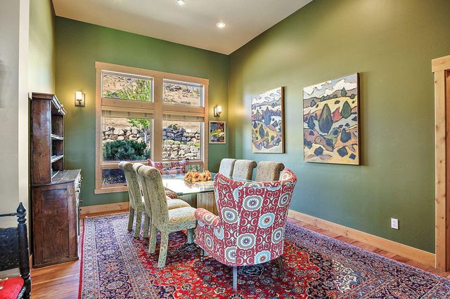 1475 Dead Indian Memorial Road, Ashland, OR 97520