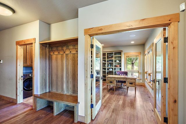 1475 Dead Indian Memorial Road, Ashland, OR 97520