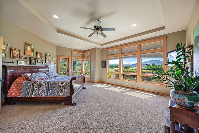 1475 Dead Indian Memorial Road, Ashland, OR 97520