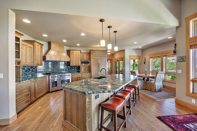 1475 Dead Indian Memorial Road, Ashland, OR 97520