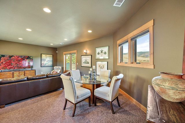 1475 Dead Indian Memorial Road, Ashland, OR 97520