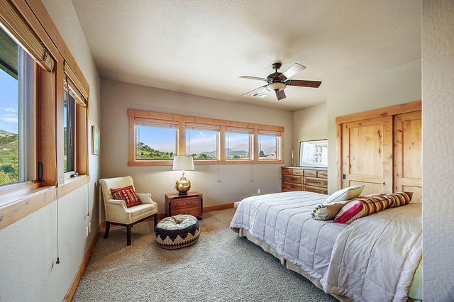 1475 Dead Indian Memorial Road, Ashland, OR 97520