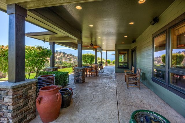 1475 Dead Indian Memorial Road, Ashland, OR 97520