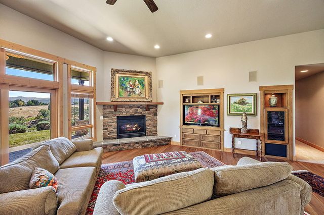 1475 Dead Indian Memorial Road, Ashland, OR 97520