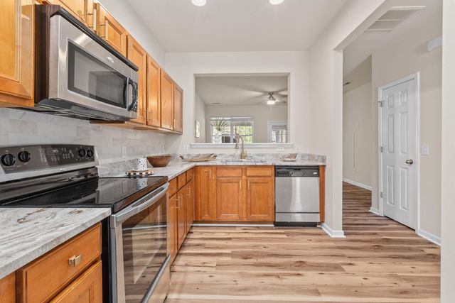 325 Flyway Road, Goose Creek, SC 29445