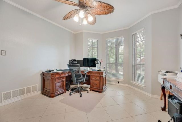 2805 Pine View Drive, Grapevine, TX 76051