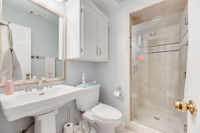 2805 Pine View Drive, Grapevine, TX 76051