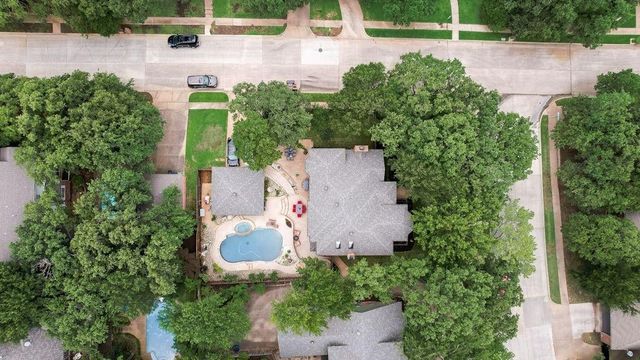 2805 Pine View Drive, Grapevine, TX 76051