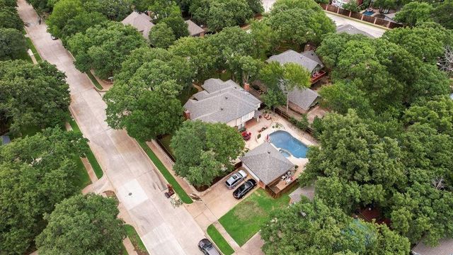 2805 Pine View Drive, Grapevine, TX 76051