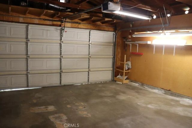 18616 Lassen Street, Northridge, CA 91324