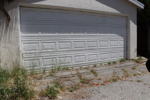 18616 Lassen Street, Northridge, CA 91324