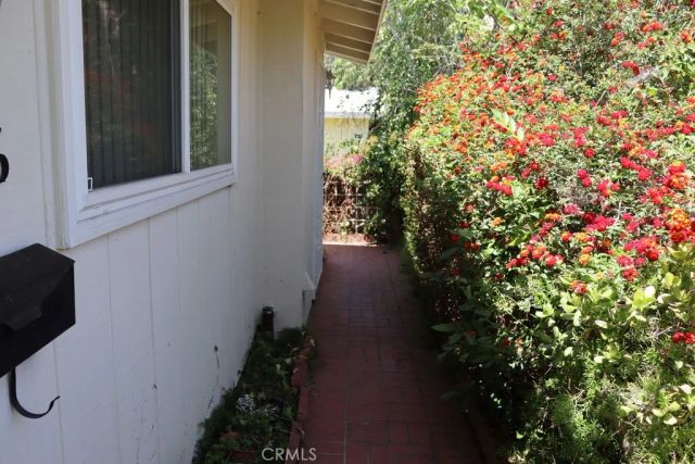 18616 Lassen Street, Northridge, CA 91324