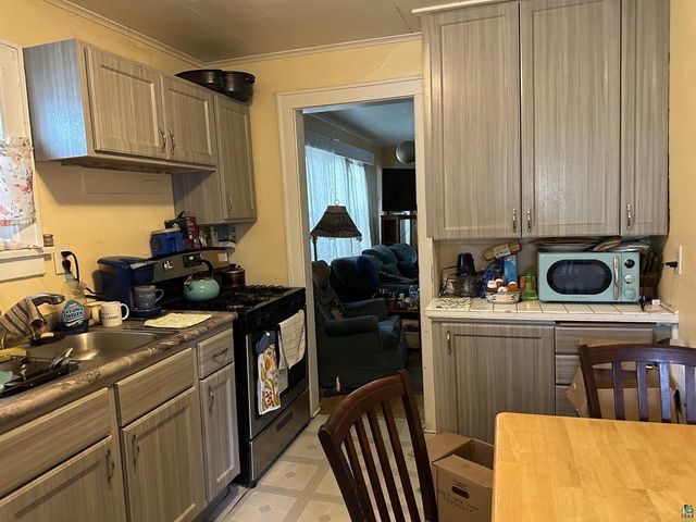 1520 Ogden Ave, Superior, WI 54880