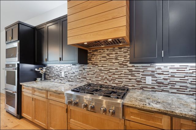 2027 Noe Boulevard, Heath, TX 75126