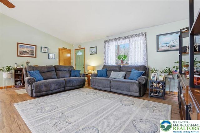 4630 Forest Street, Penn Forest Twp, PA 18235