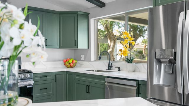 74654 Stage Line Drive, Thousand Palms, CA 92276