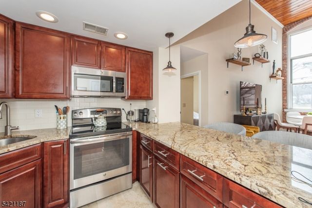 262 Main St 219, Little Falls Twp., NJ 07424