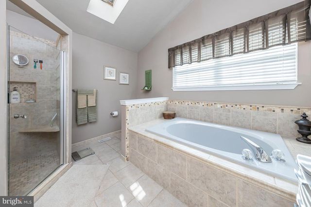 202 JUNIPER CIR, Glassboro, NJ 08028