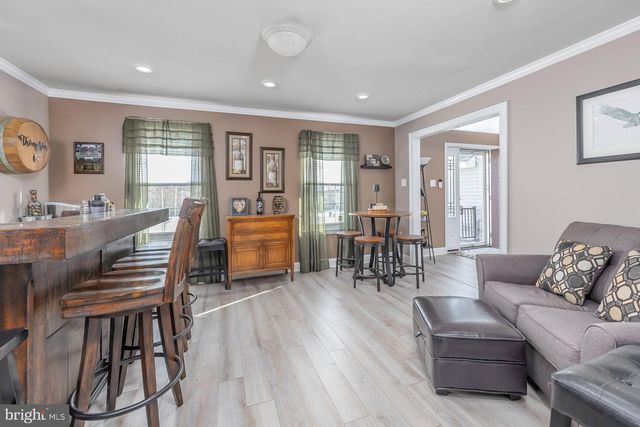 202 JUNIPER CIR, Glassboro, NJ 08028